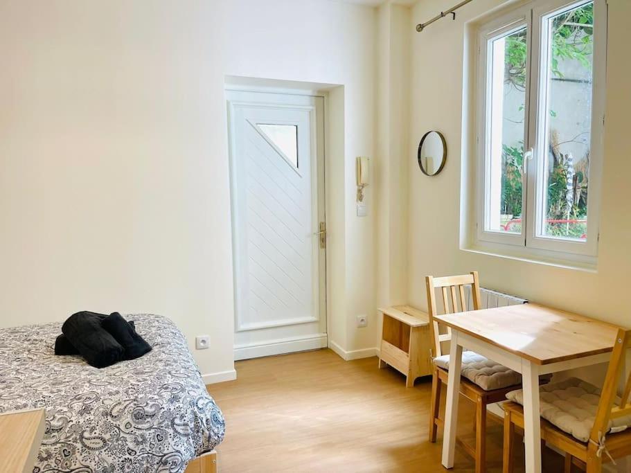 Le Petit Meuble Hyper Centre Appartement Orléans Buitenkant foto